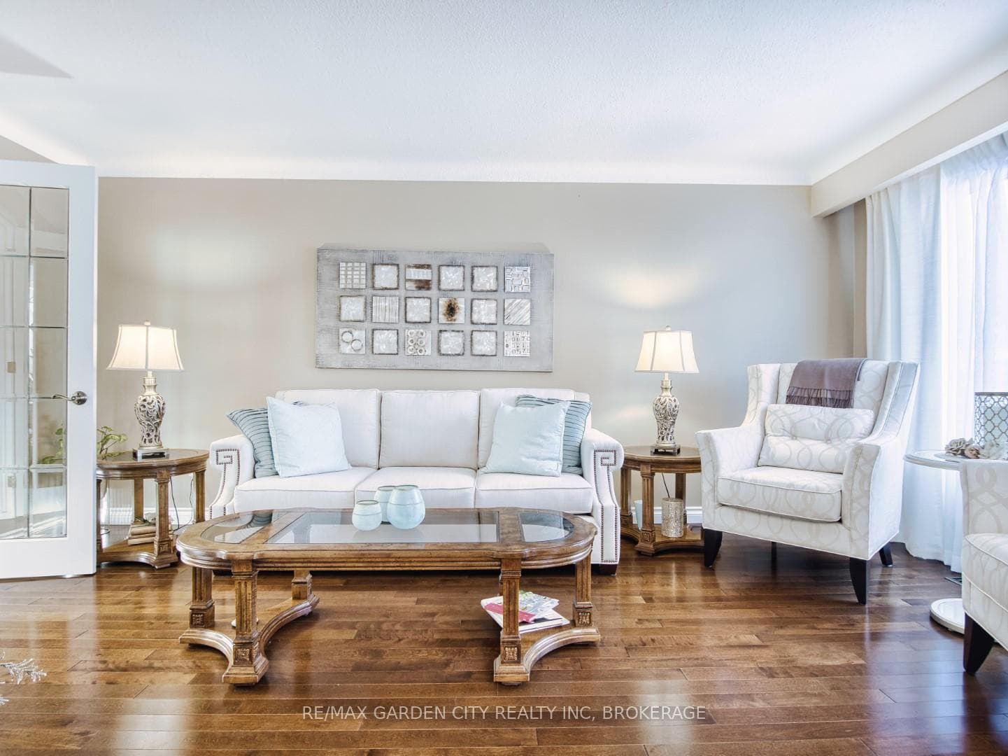 9 Royal Oak Drive photo 6