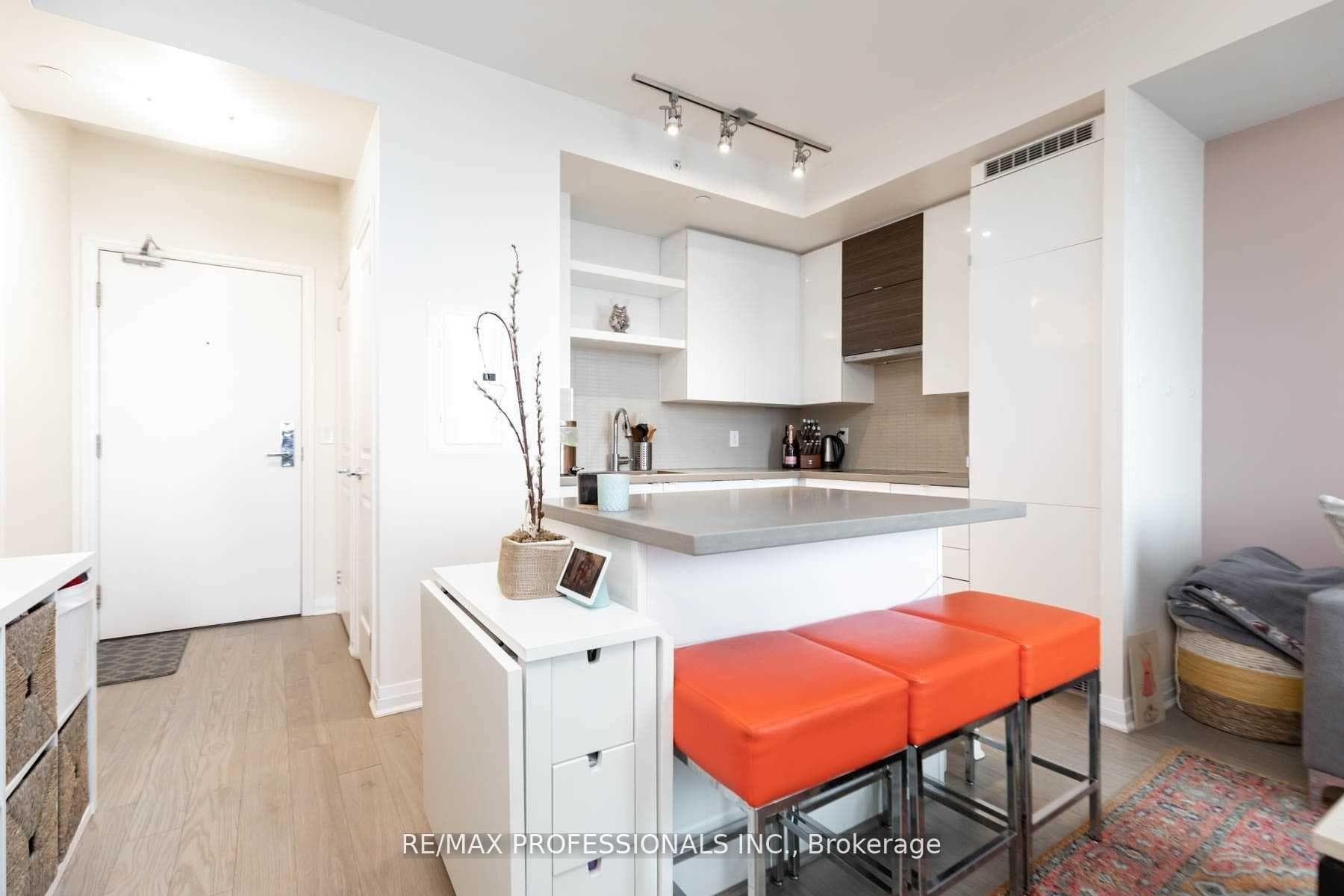 59 Annie Craig Drive Unit 1308 photo 9