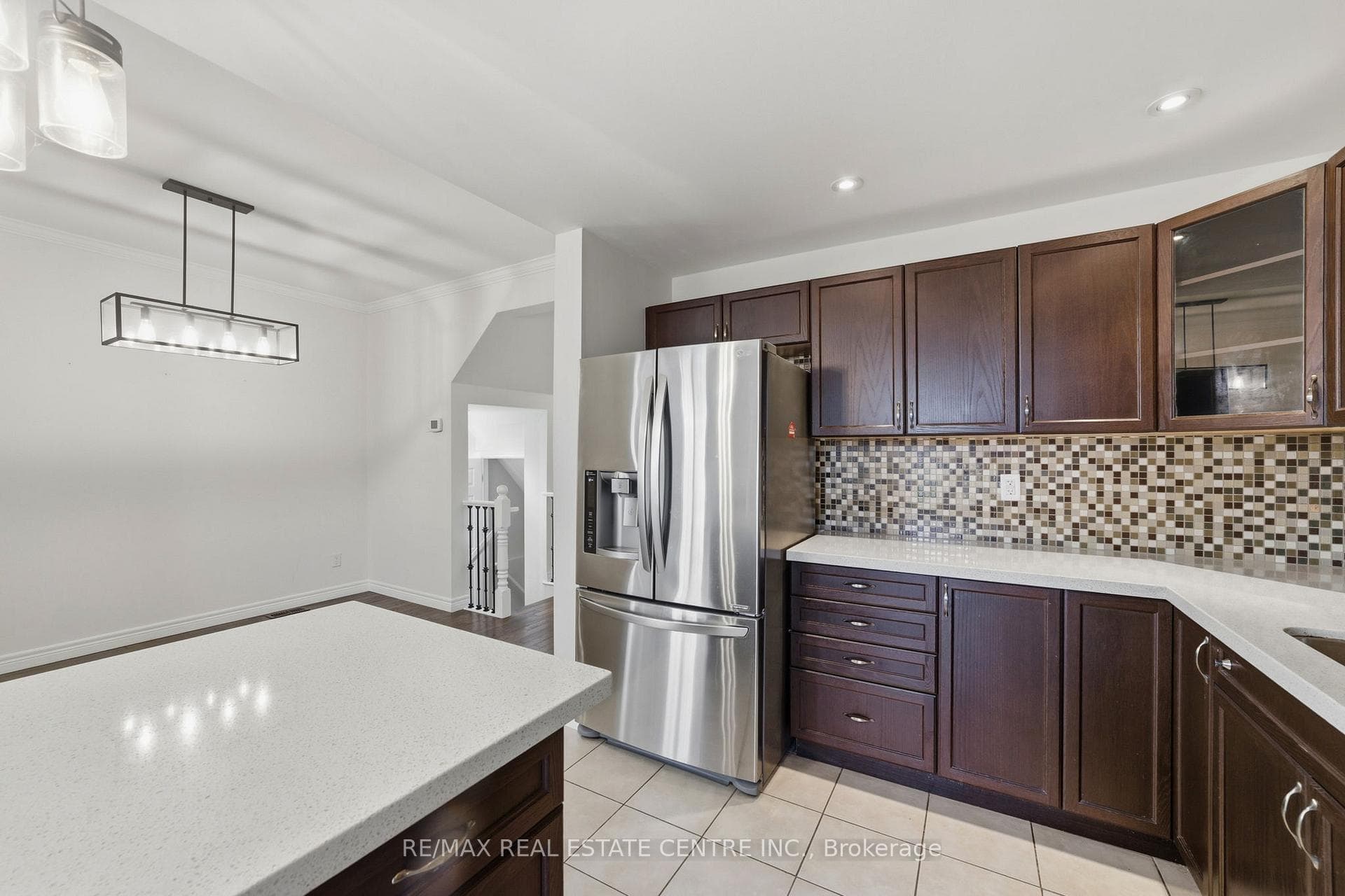 876 GOLF LINKS Road Unit 1 photo 14