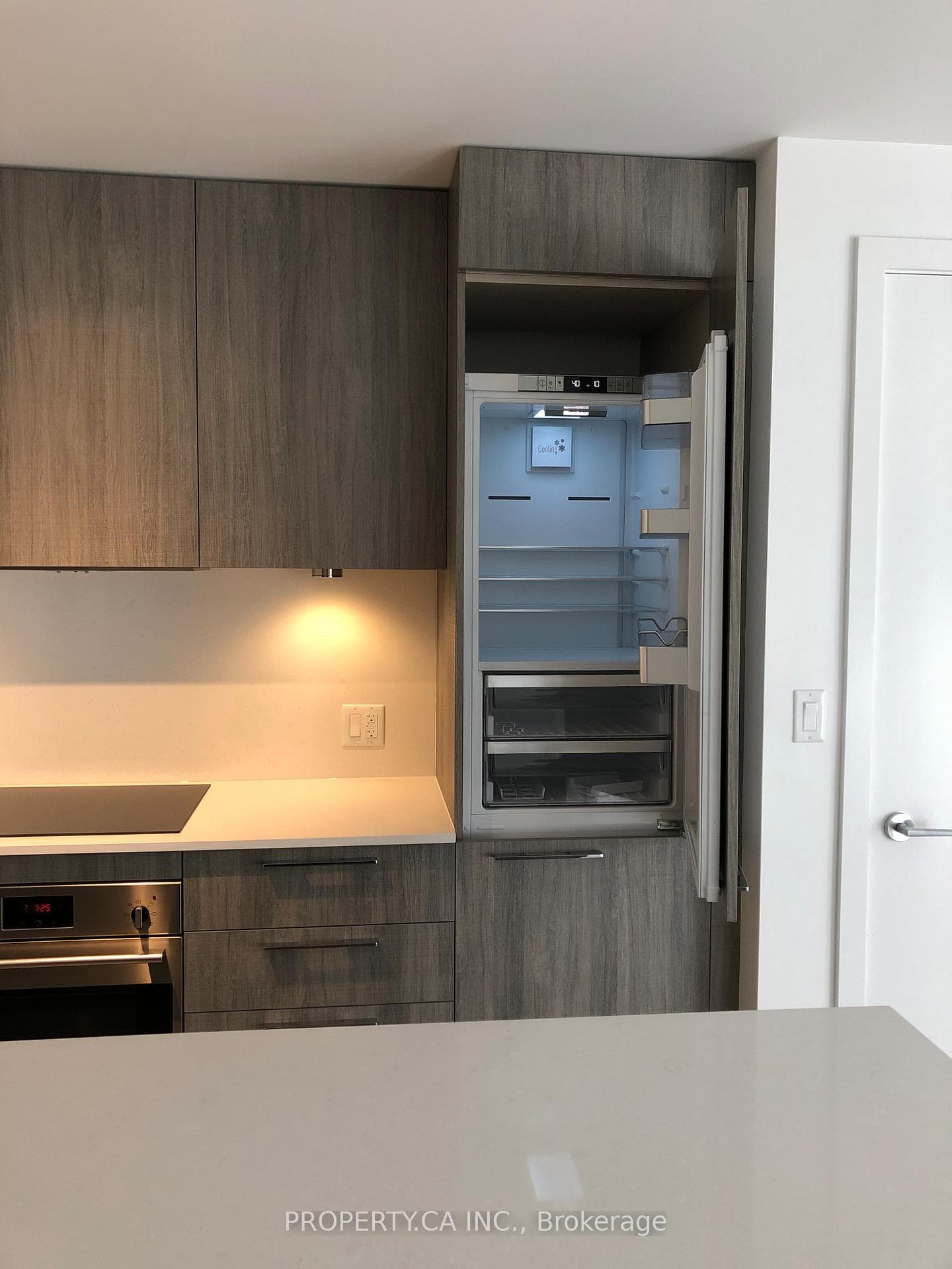 501 Adelaide Street Unit 508 photo 4