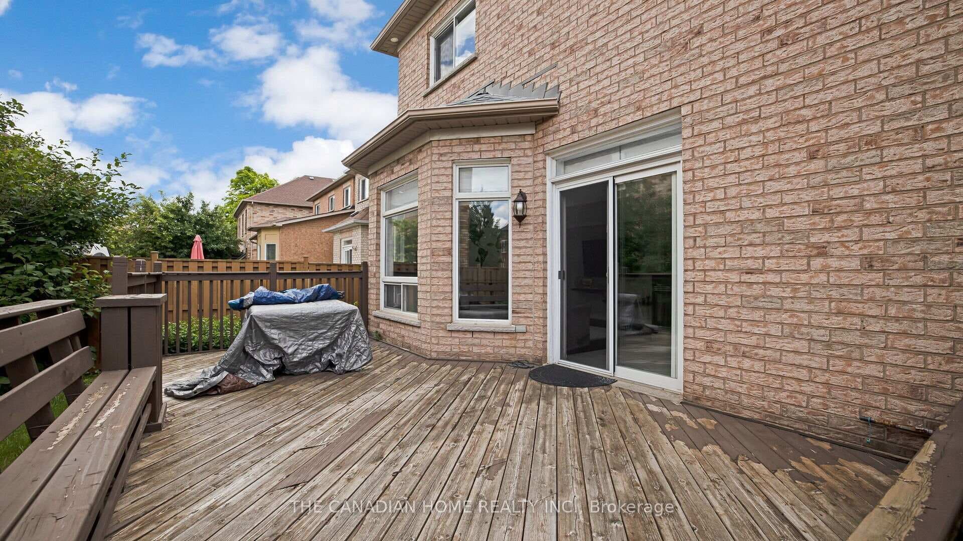3849 Talias Crescent photo 39