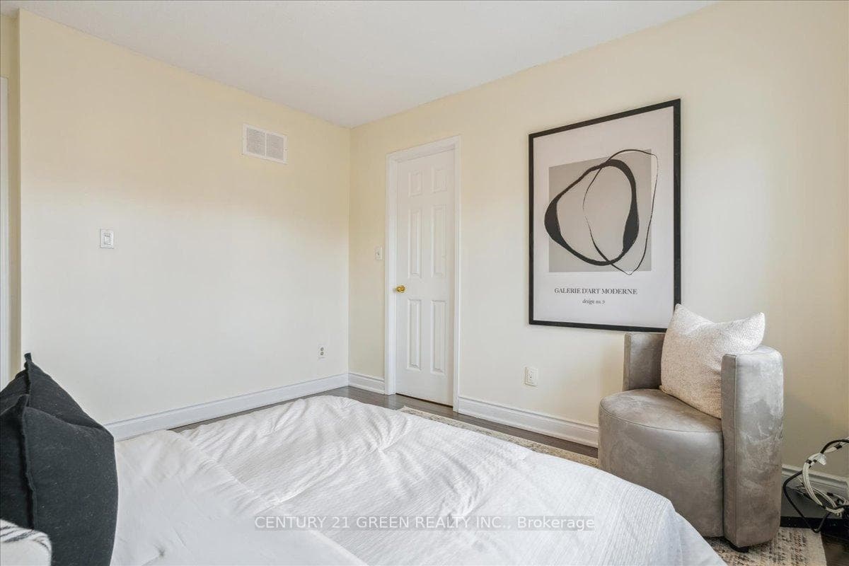 1032 Blueheron Boulevard photo 31