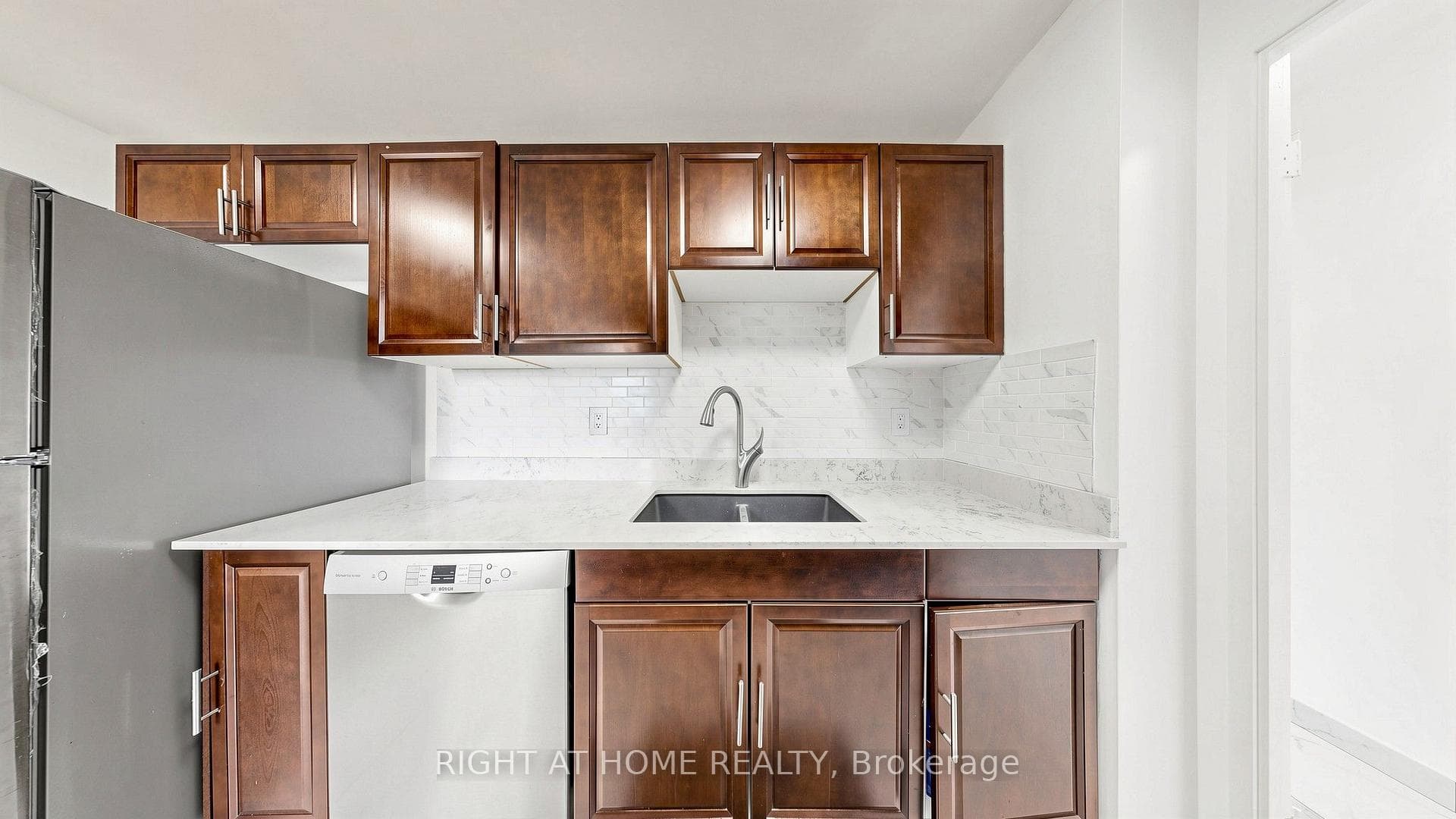 335 Driftwood Avenue Unit 1201 photo 17
