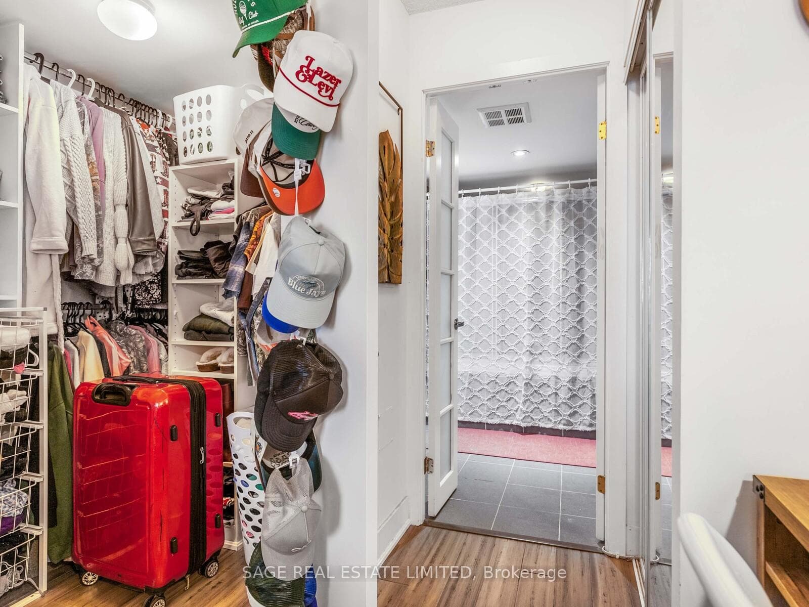 550 Queens Quay Unit 522 photo 19
