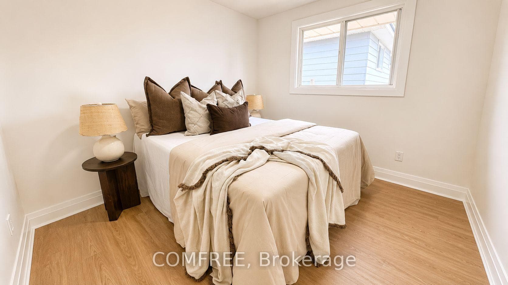 423 Richmond Street photo 7