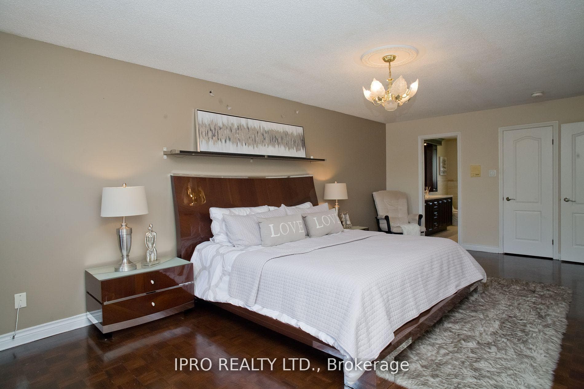 487 Cullen Avenue photo 15