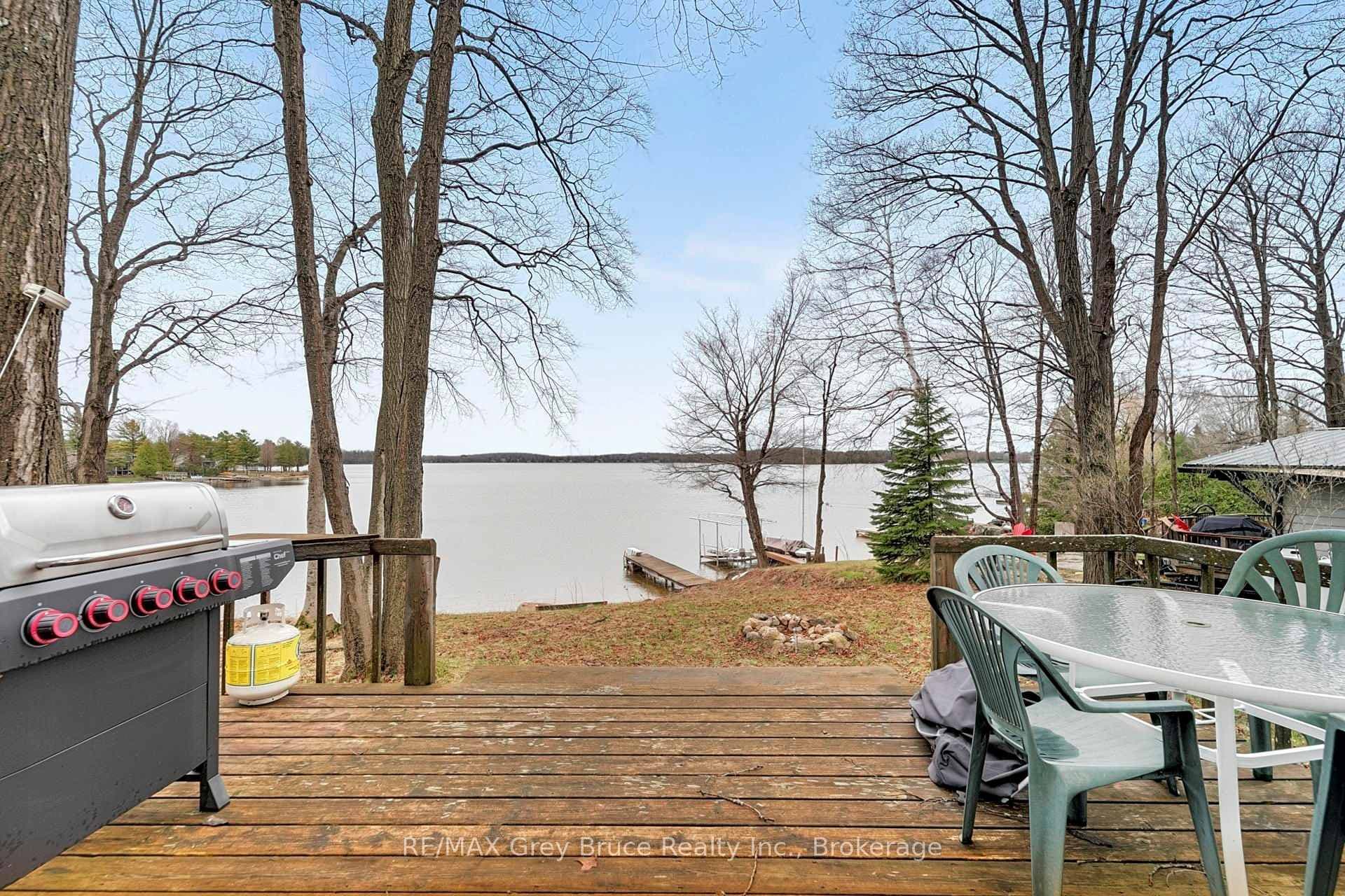 124 Stanley Drive photo 35