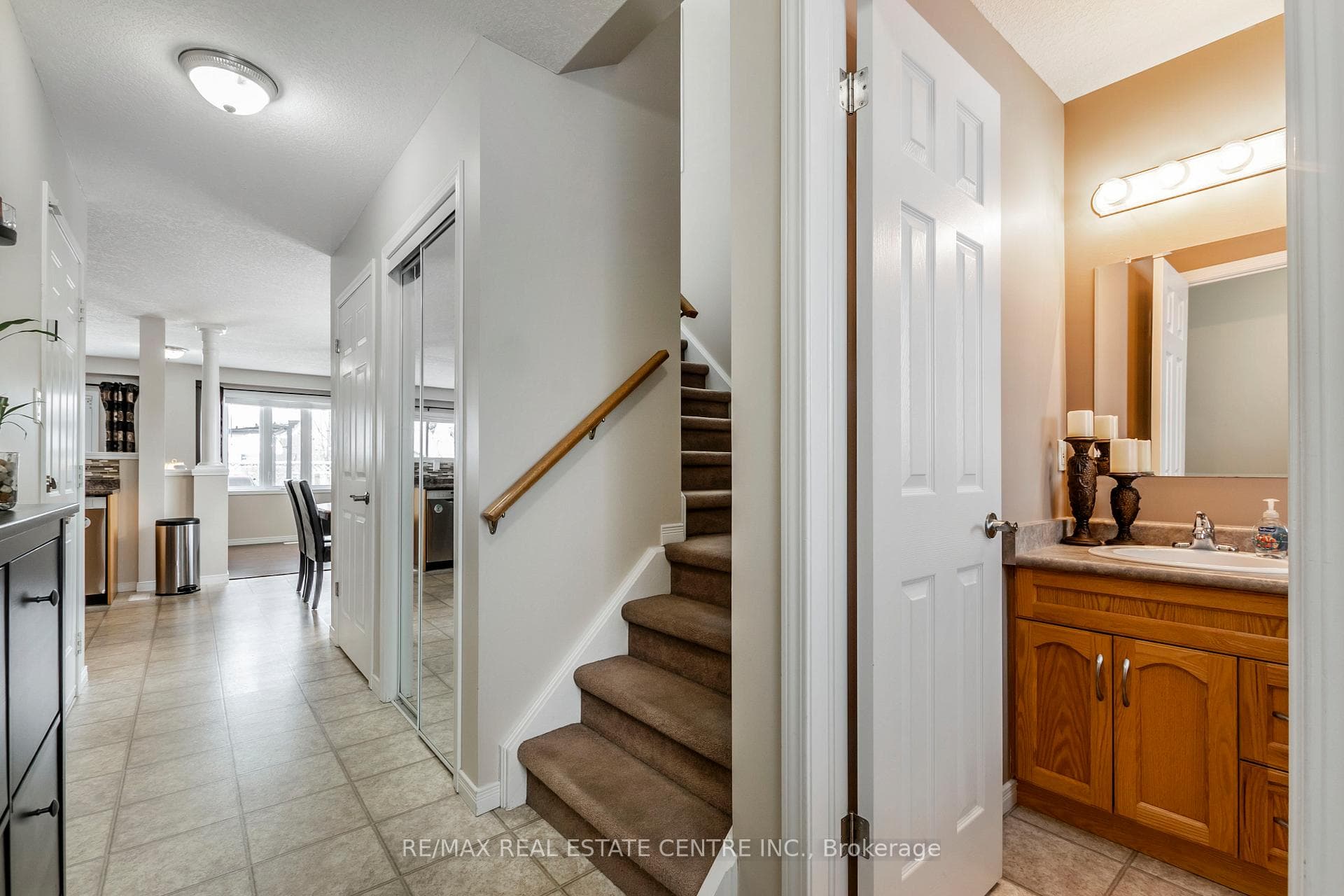 3 Langlaw Drive photo 2