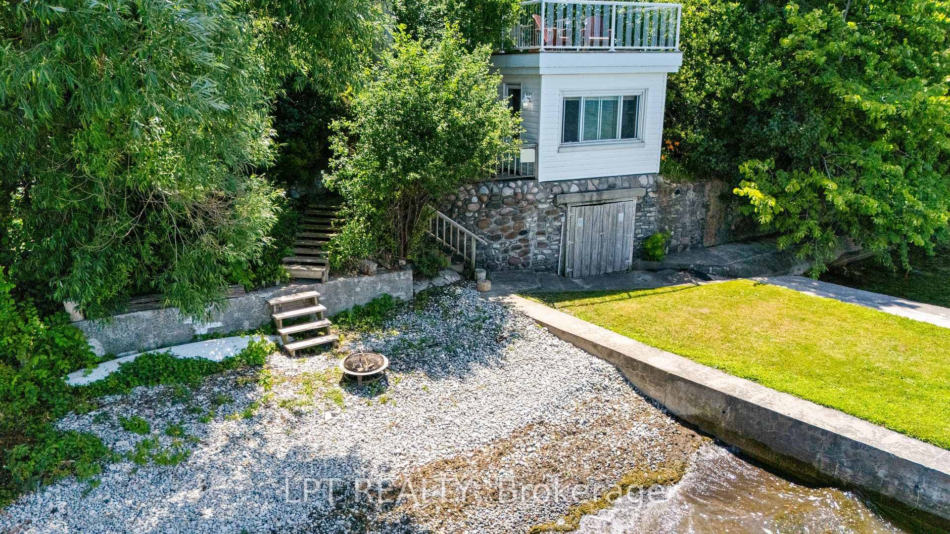 25300 Maple Beach Road photo 48