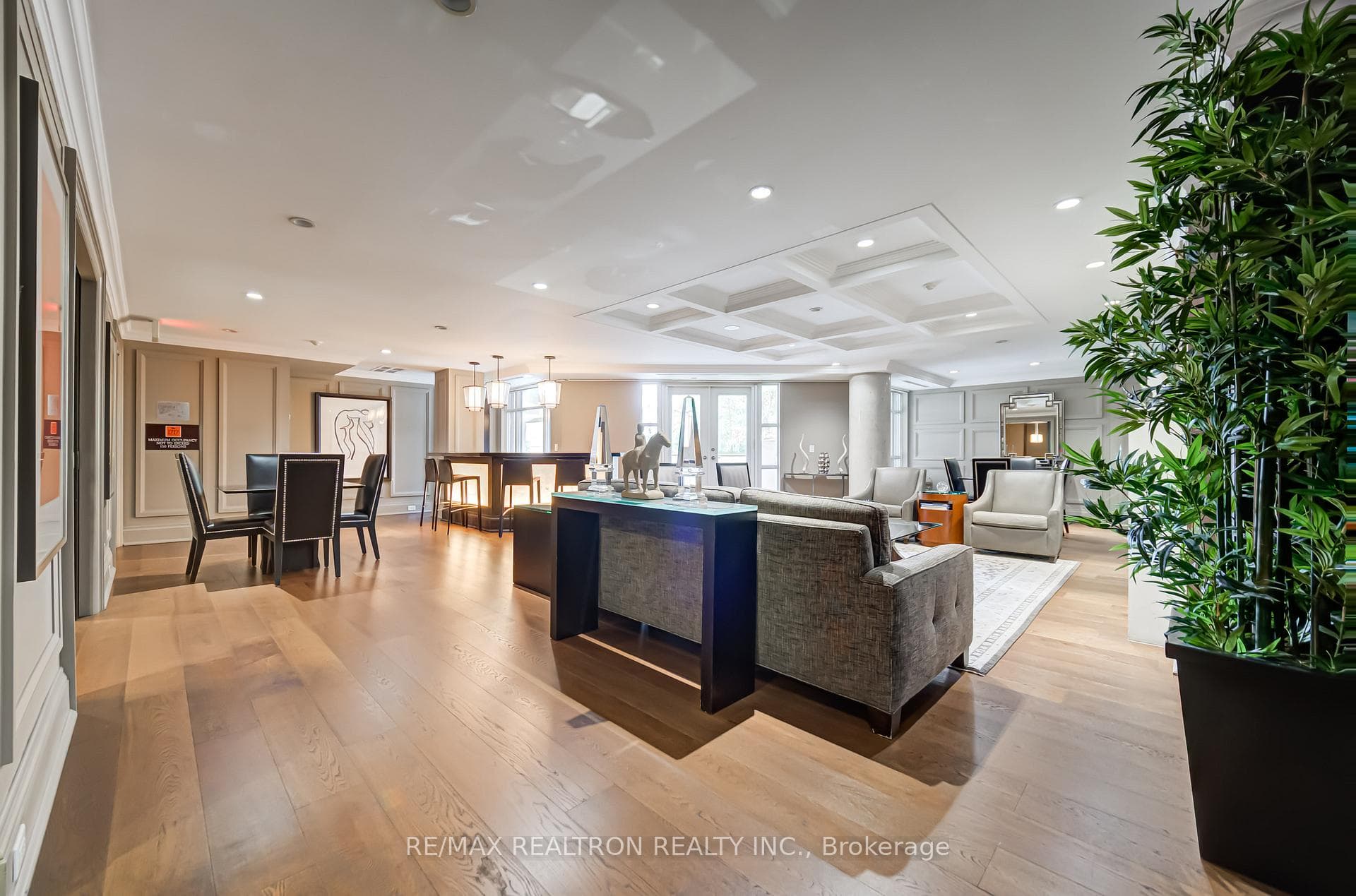 1717 Avenue Road Unit 314 photo 48