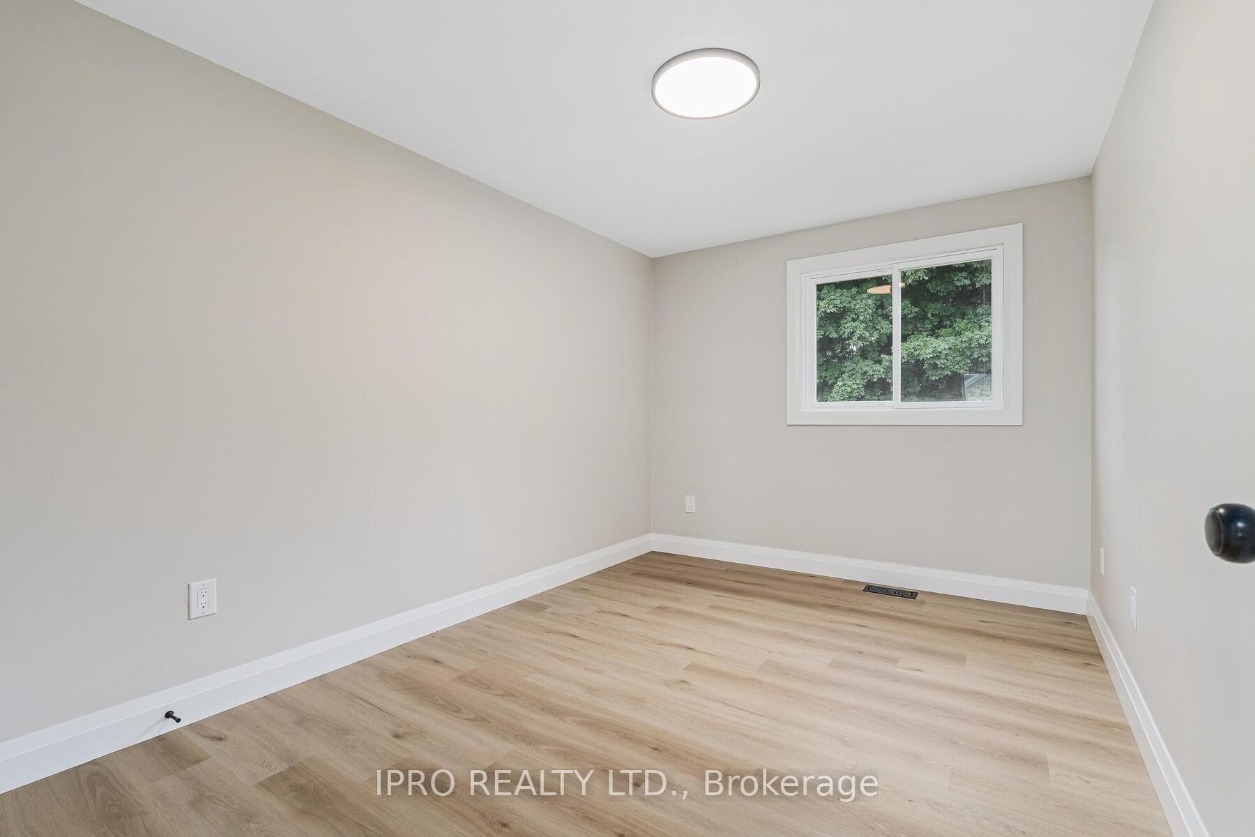 59 Maple Avenue Unit 2 photo 22
