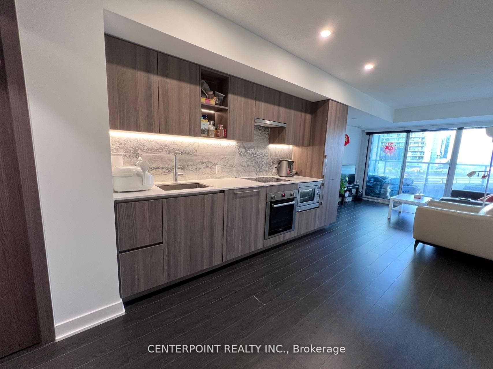 19 Bathurst Street Unit 606 photo 5