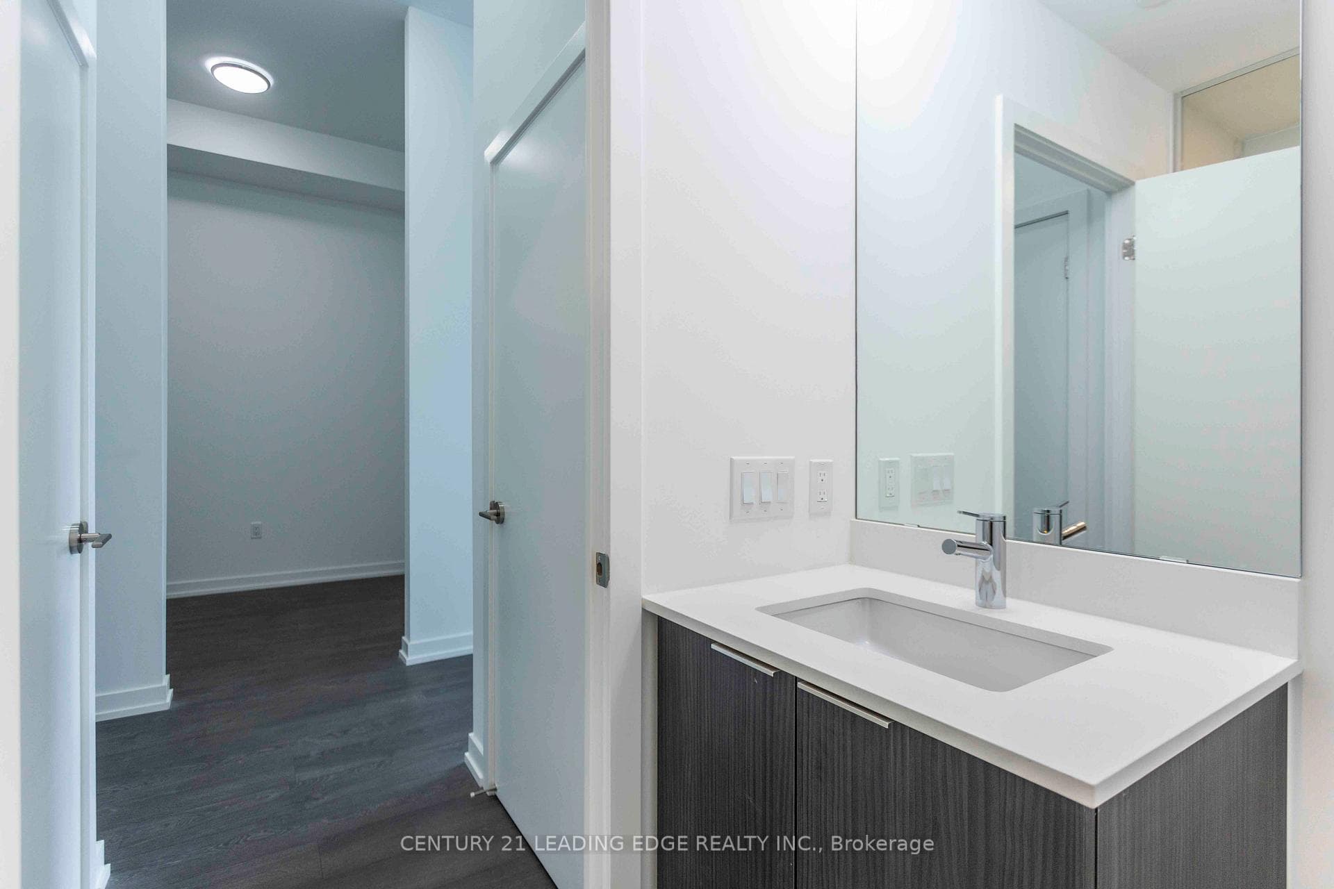 8 Olympic Garden Drive Unit S902 photo 35