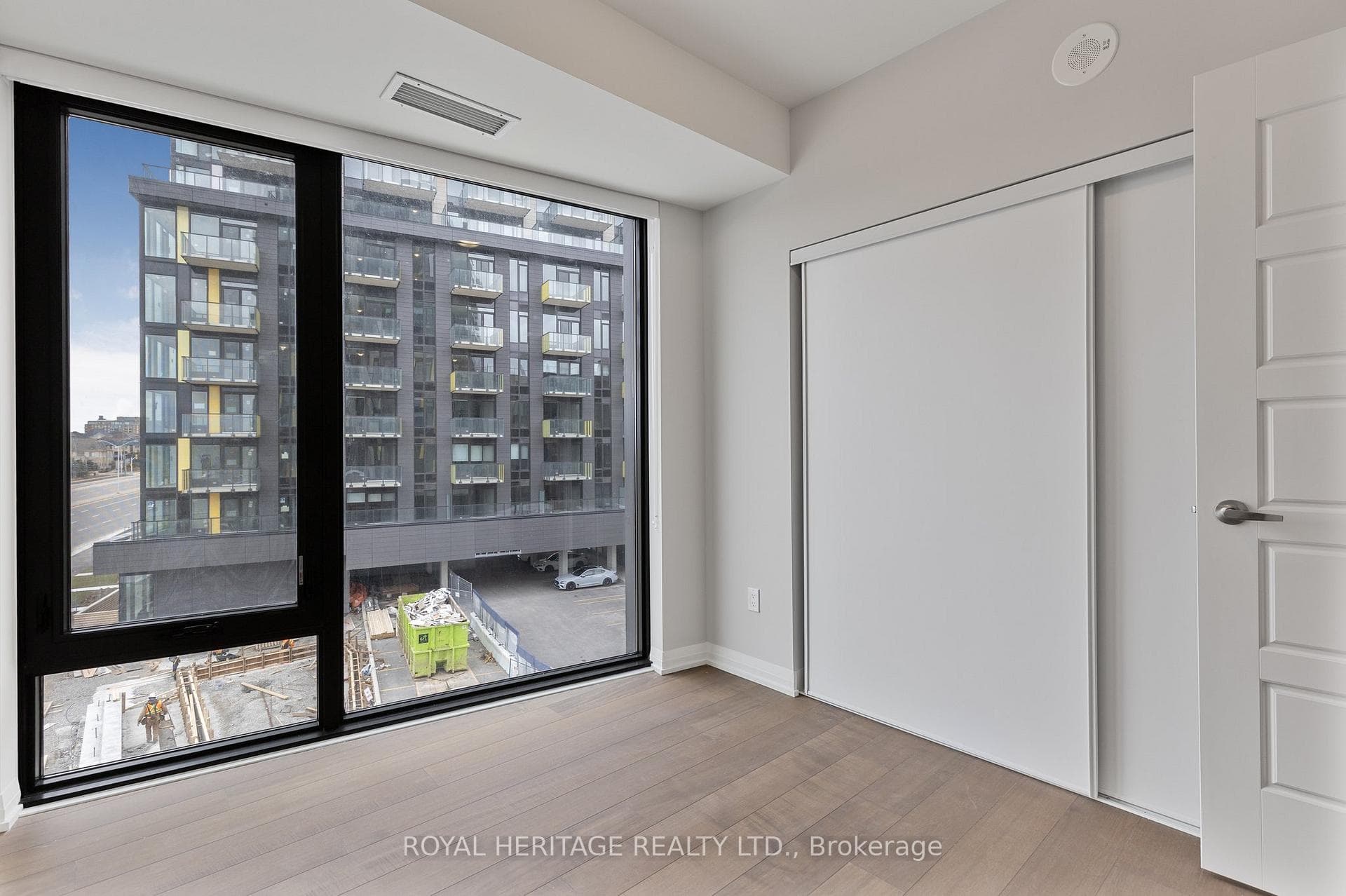 1415 DUNDAS Street Unit 317 photo 8