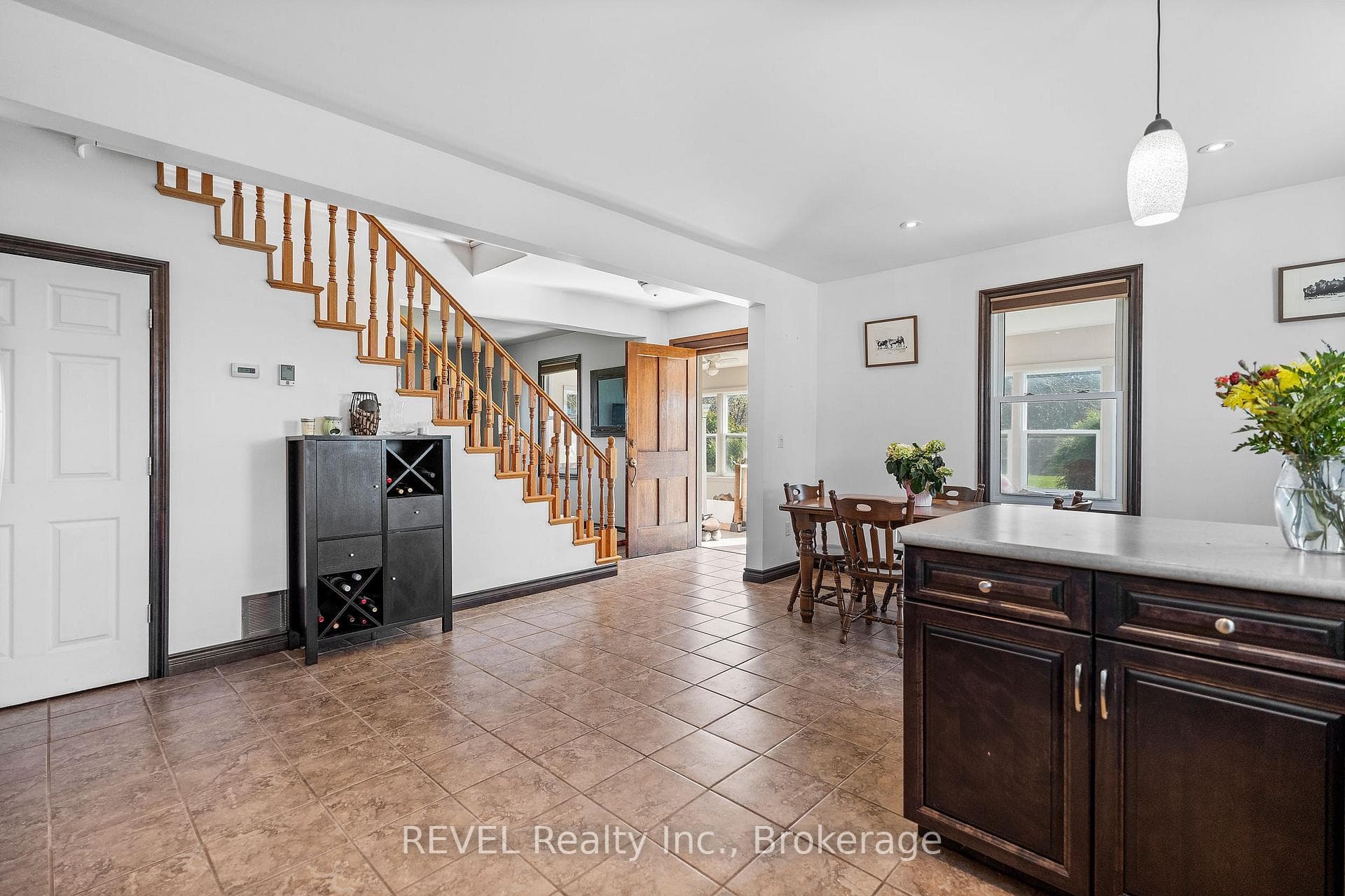 11618 Burnaby Road photo 12