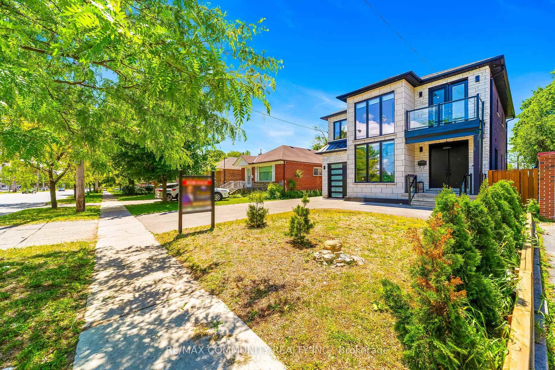 856 Kennedy Road photo 3