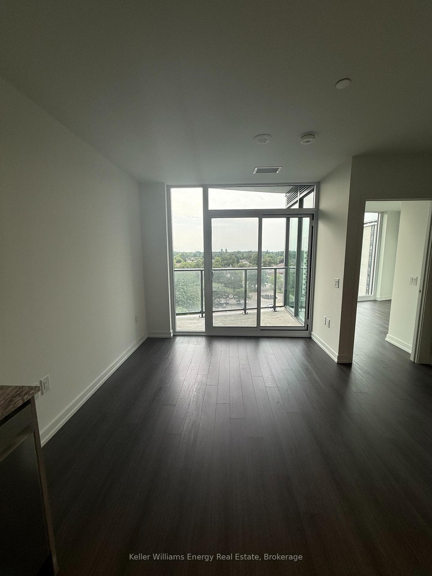 4010 Eglinton Avenue Unit 803 photo 4