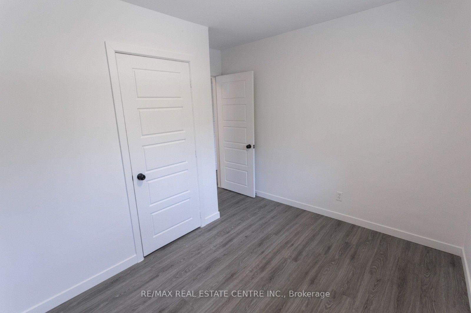 391 Tamarack Drive photo 11