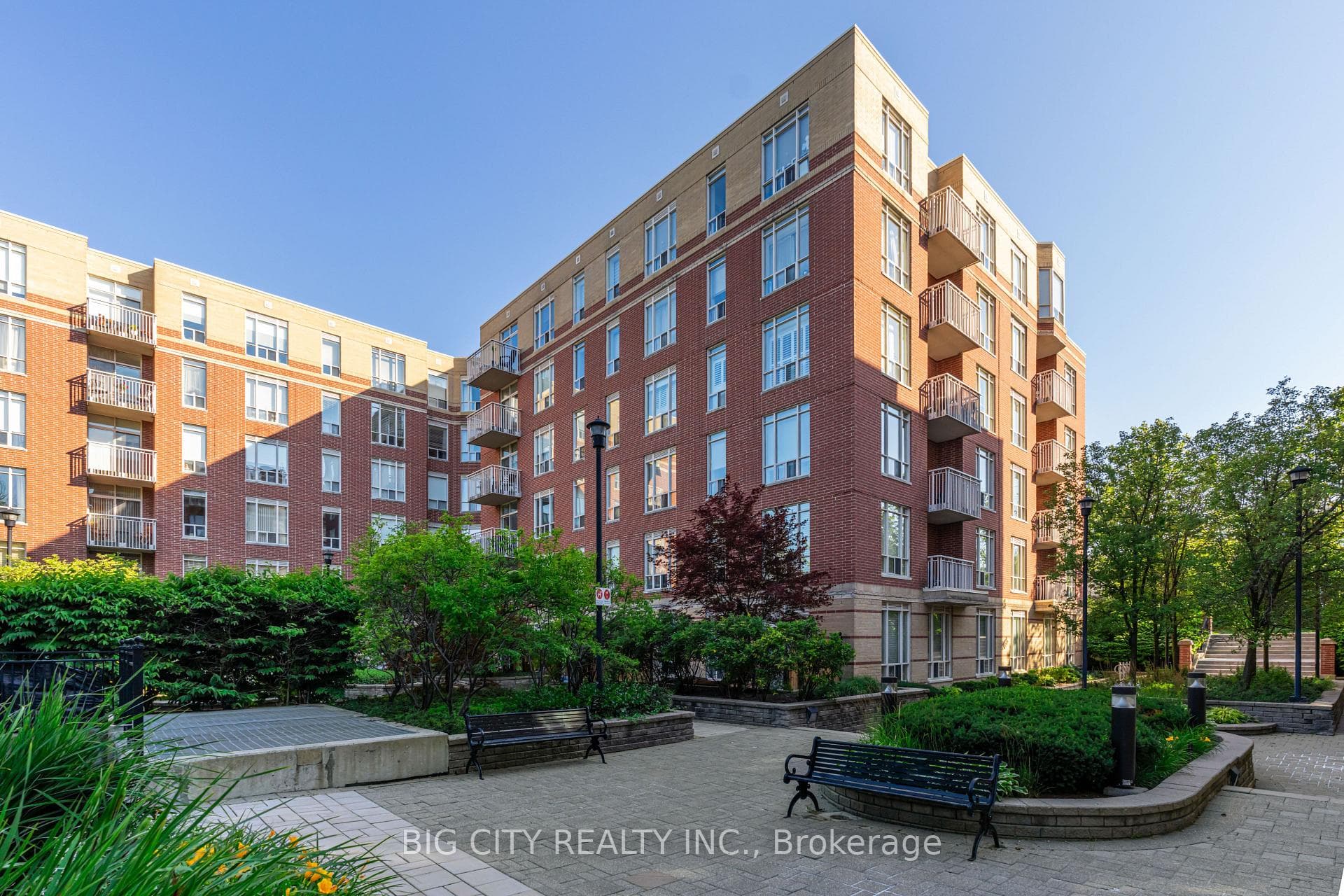 455 Rosewell Avenue Unit 412 photo 28