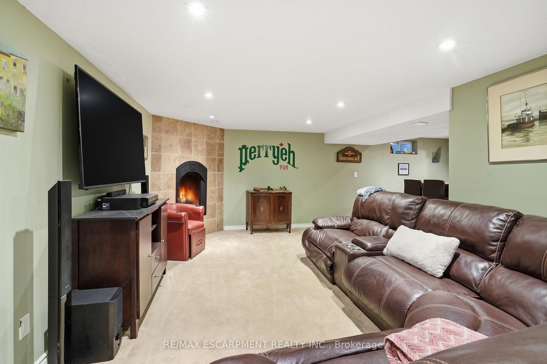 65 Rolston Drive photo 32