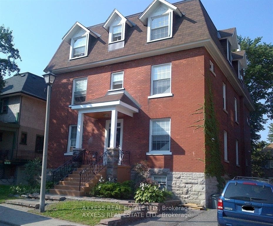 96 Wurtemburg Street Unit #5 photo 1