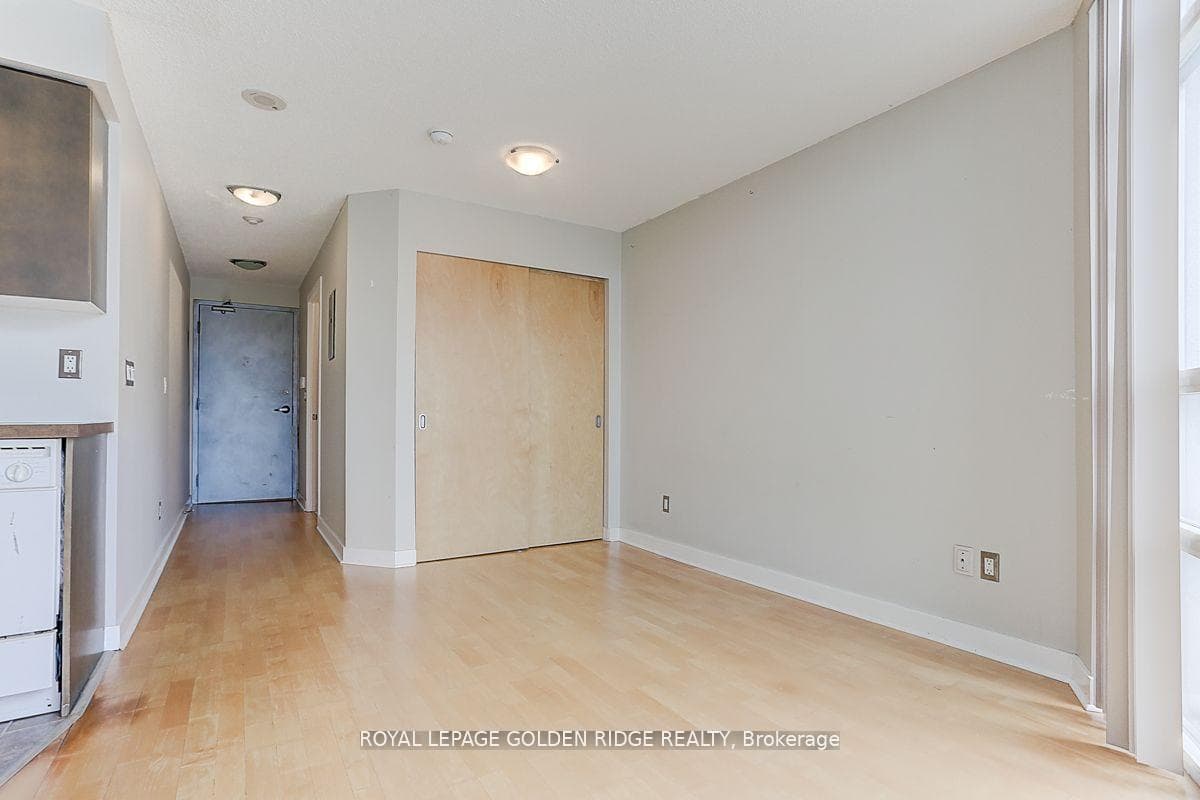 255 Richmond Street Unit PH11 photo 18