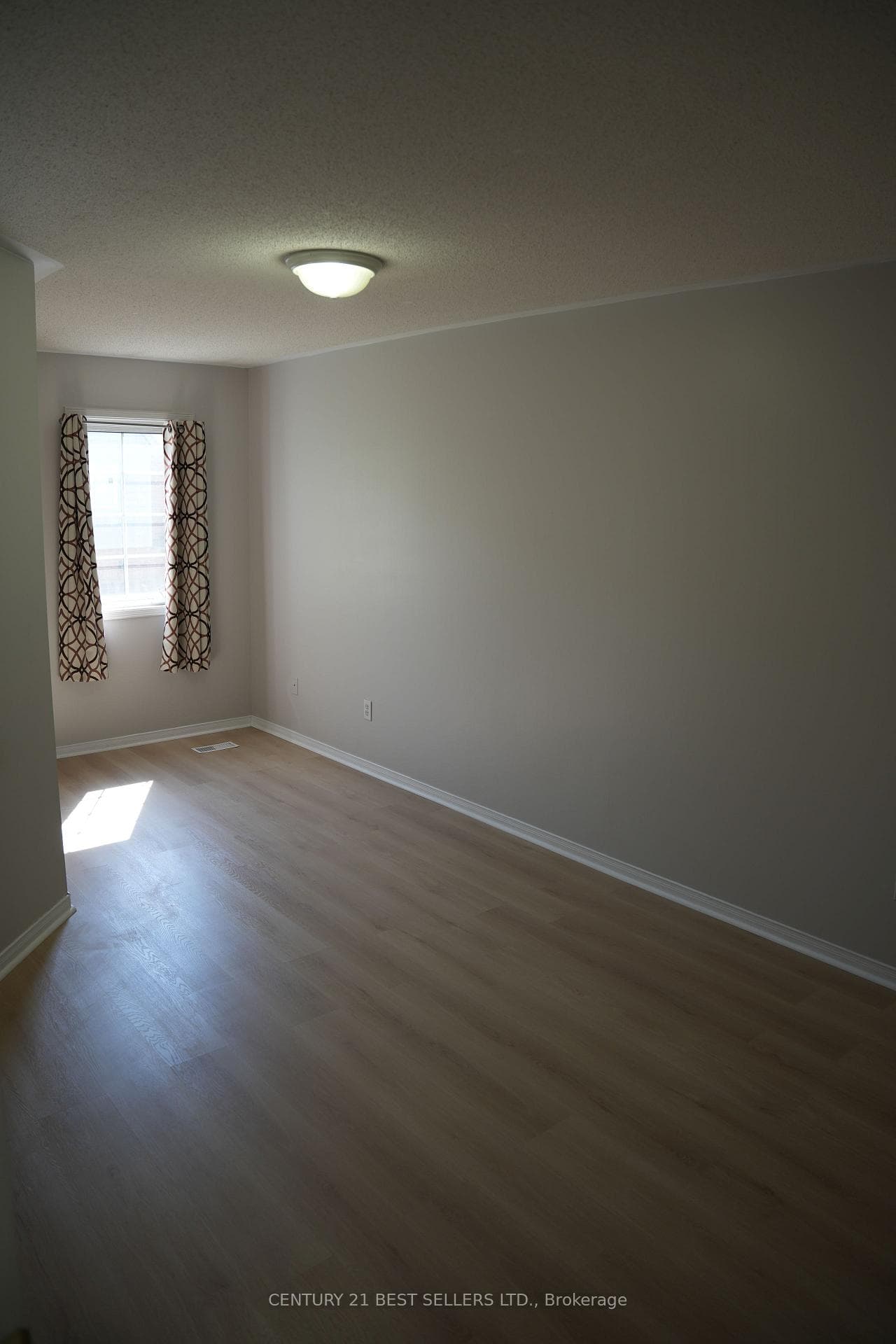 3150 Erin Centre Boulevard Unit 160 photo 11