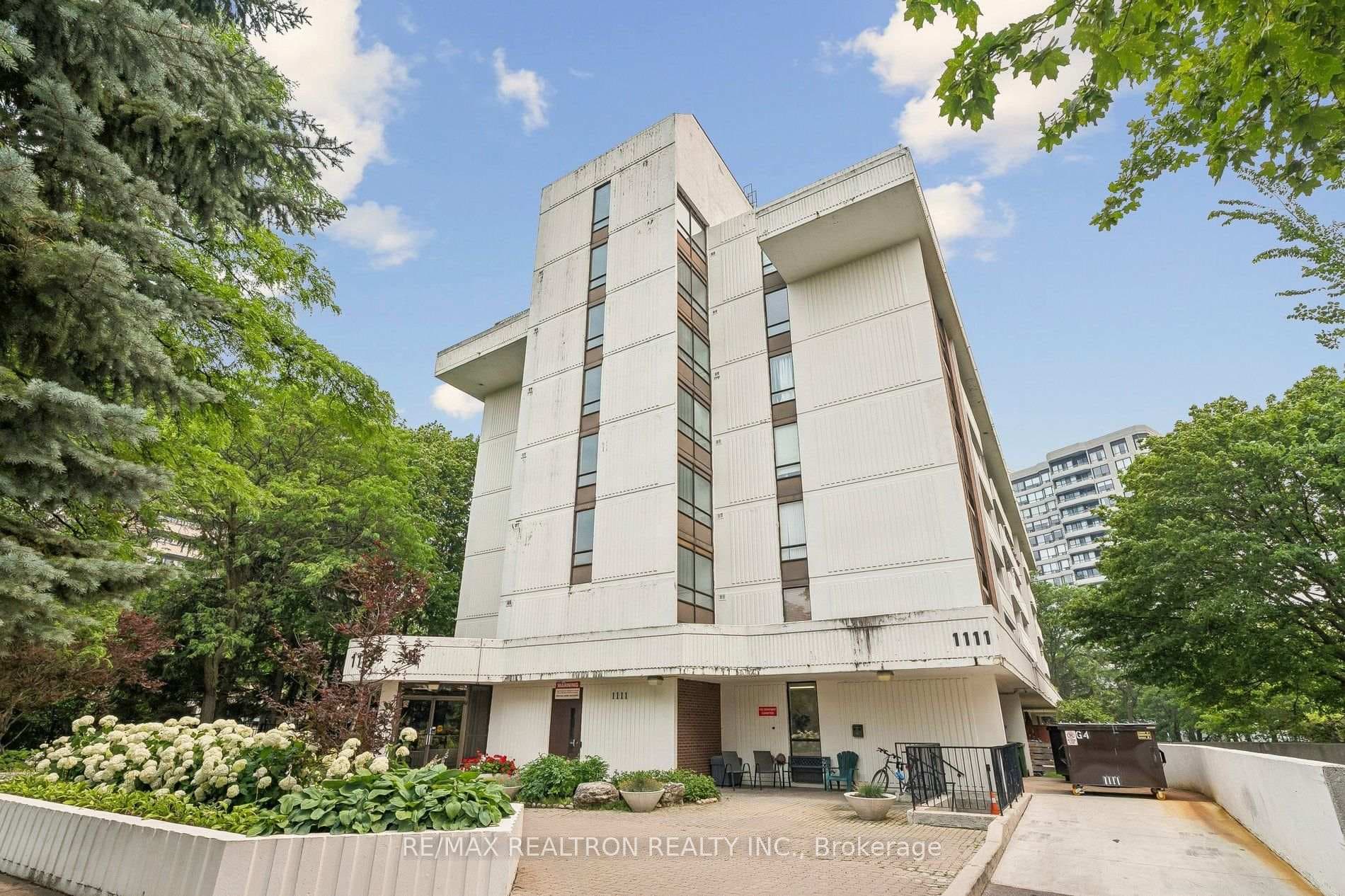 1111 Steeles Avenue Unit 307 photo 4