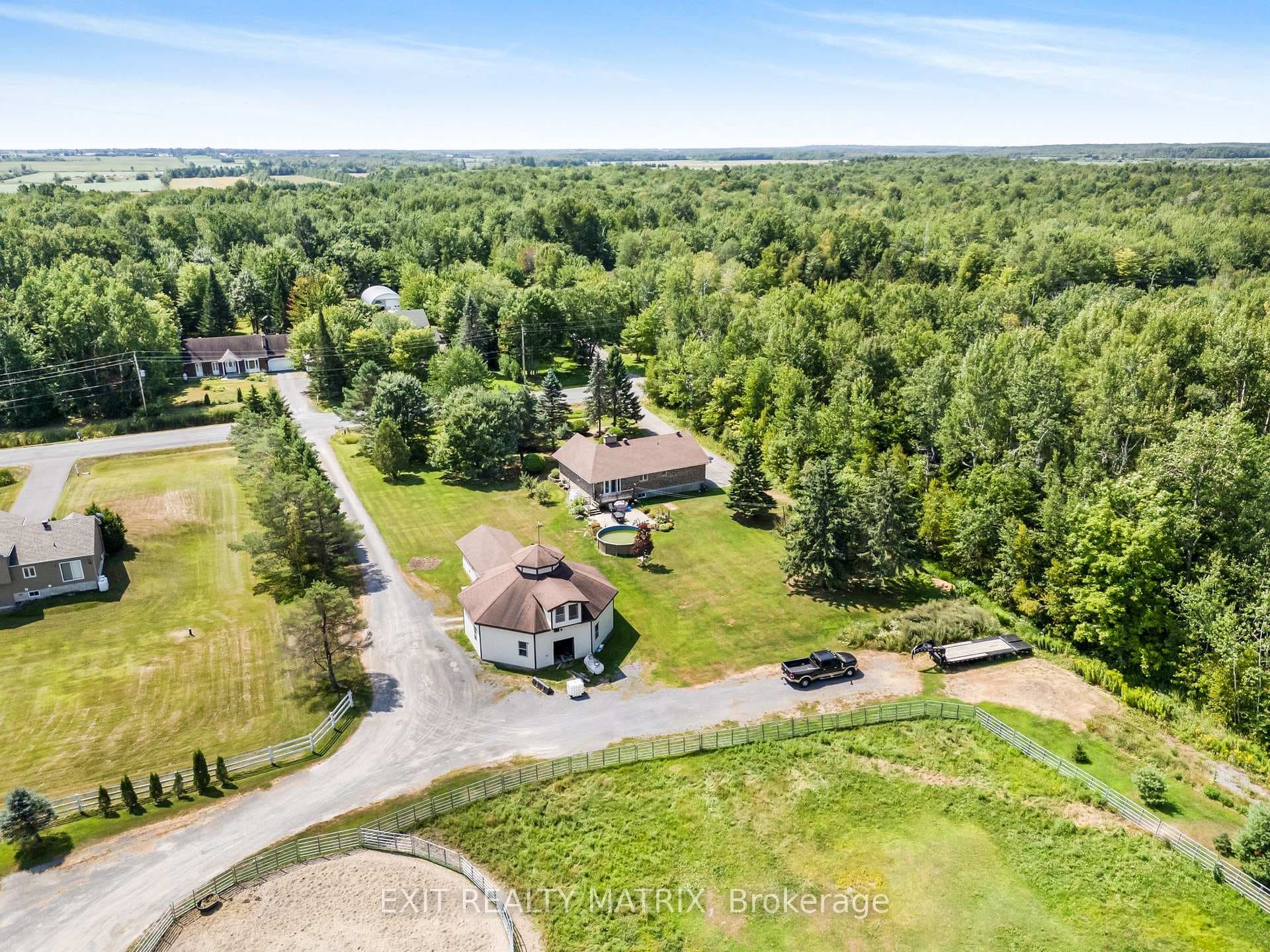 3245 Pattee Road photo 39
