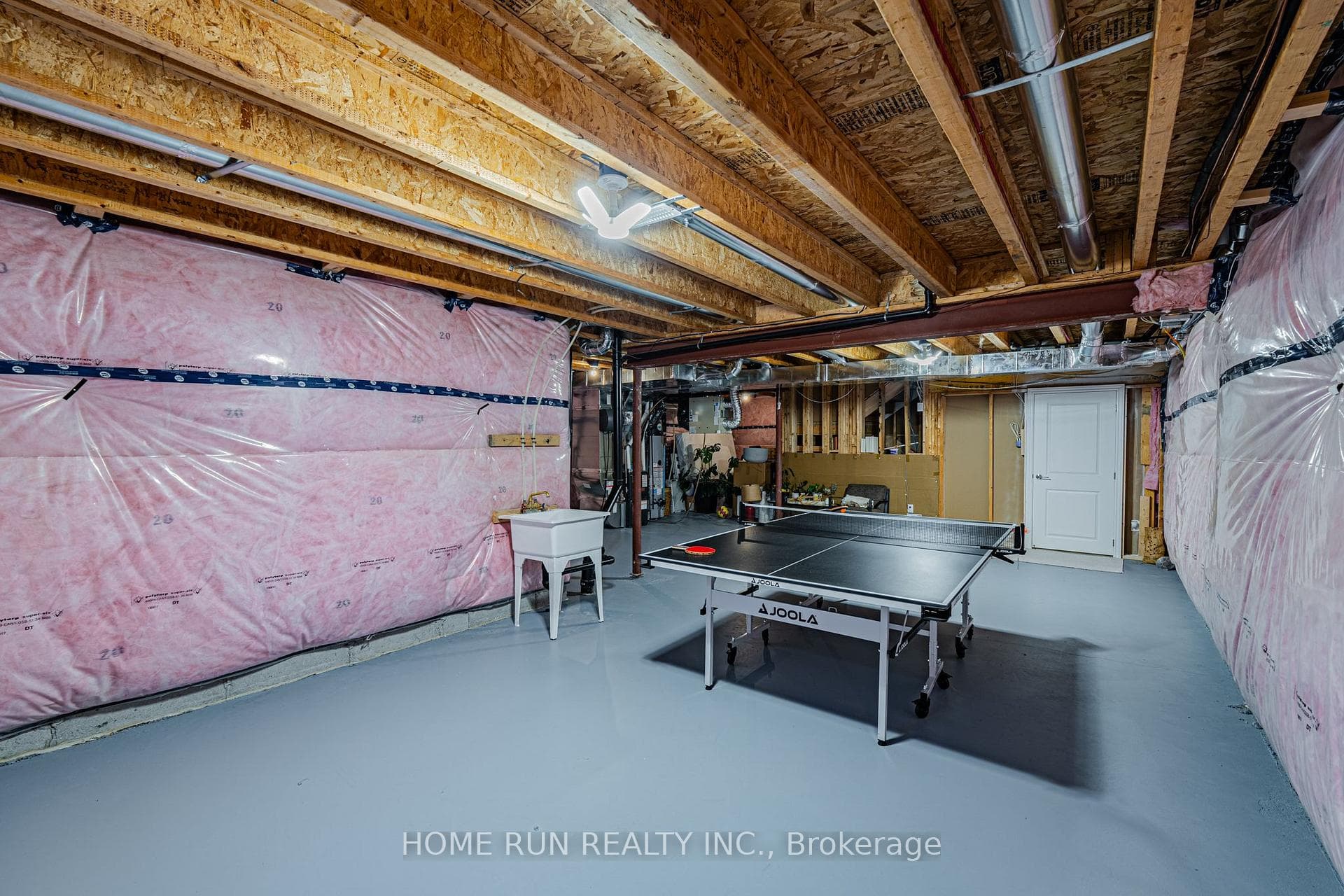 714 Rouncey Road photo 46