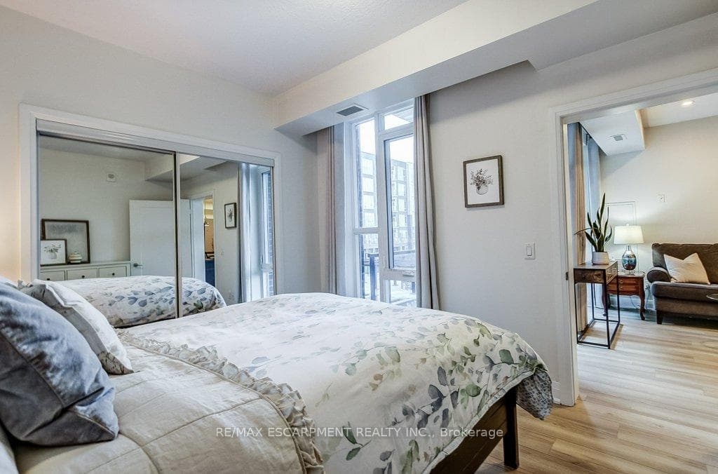 16 Concord Place Unit 201 photo 19