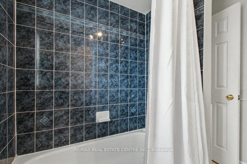 80 Wheatland Drive photo 22