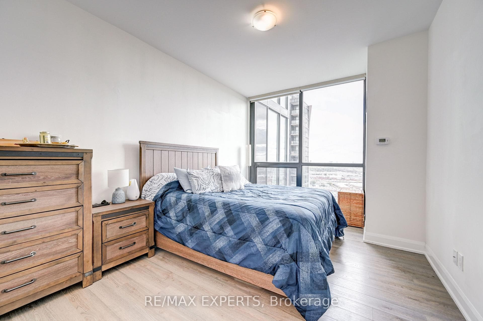 2910 Highway 7 Road Unit 3002 photo 11