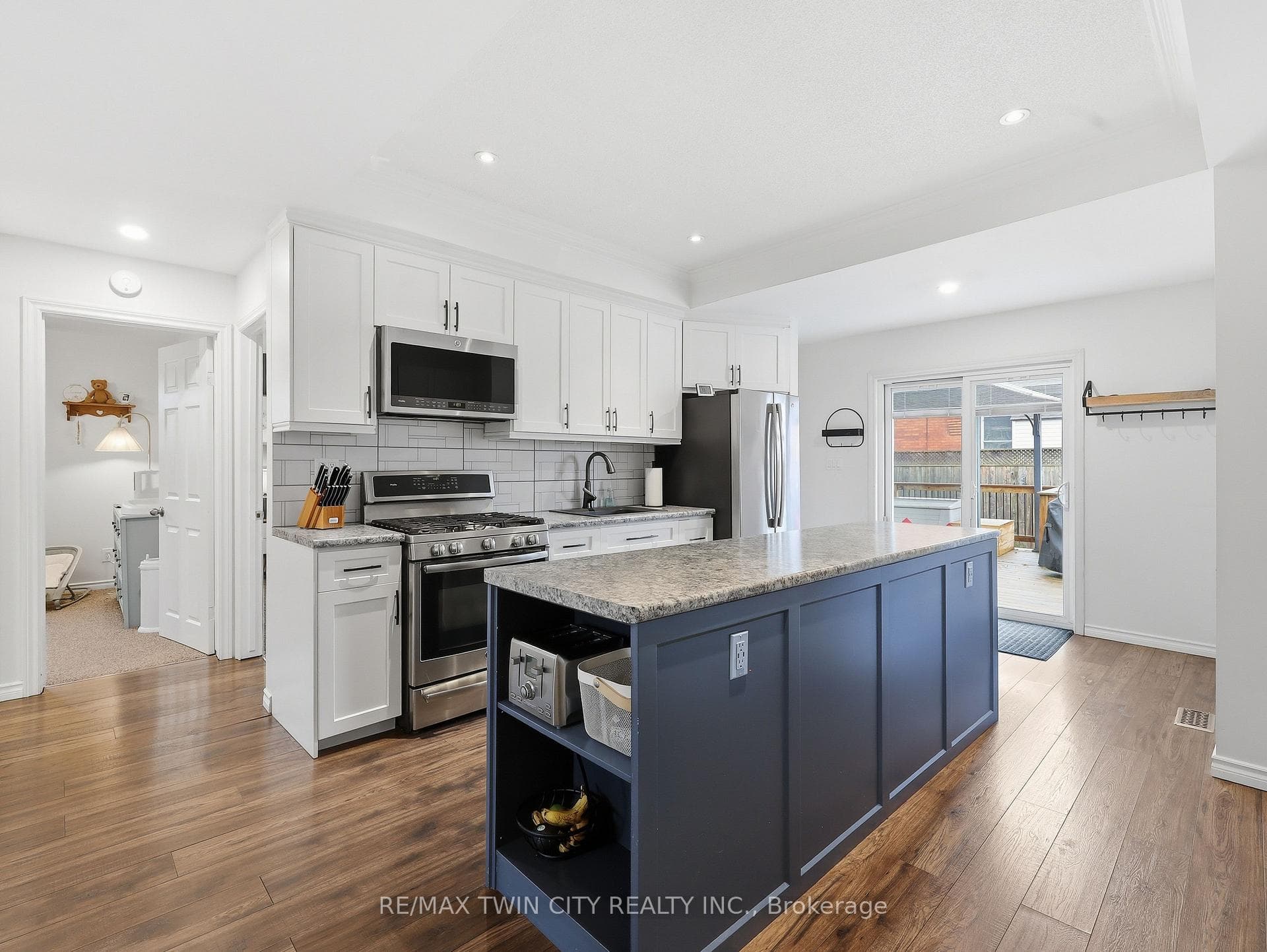 167 Elgin Street photo 2