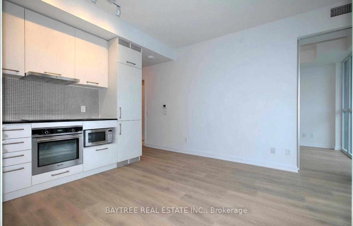 87 Peter Street Unit 2908 photo 4