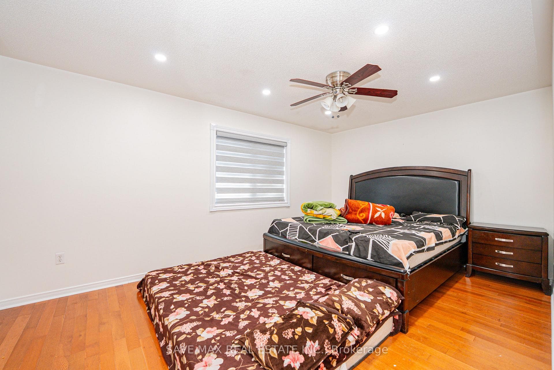 18 Salonica Road Unit Upper photo 22