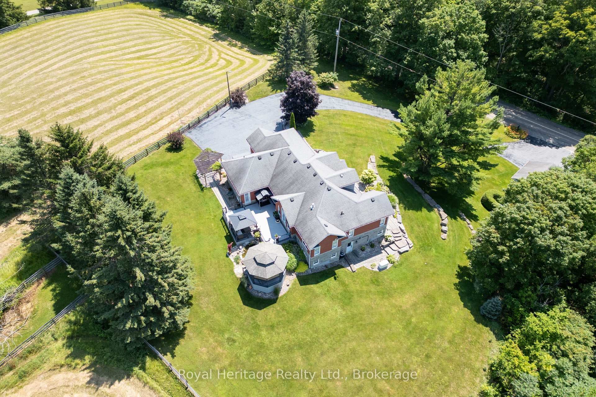 465 Chalk Lake Road photo 41