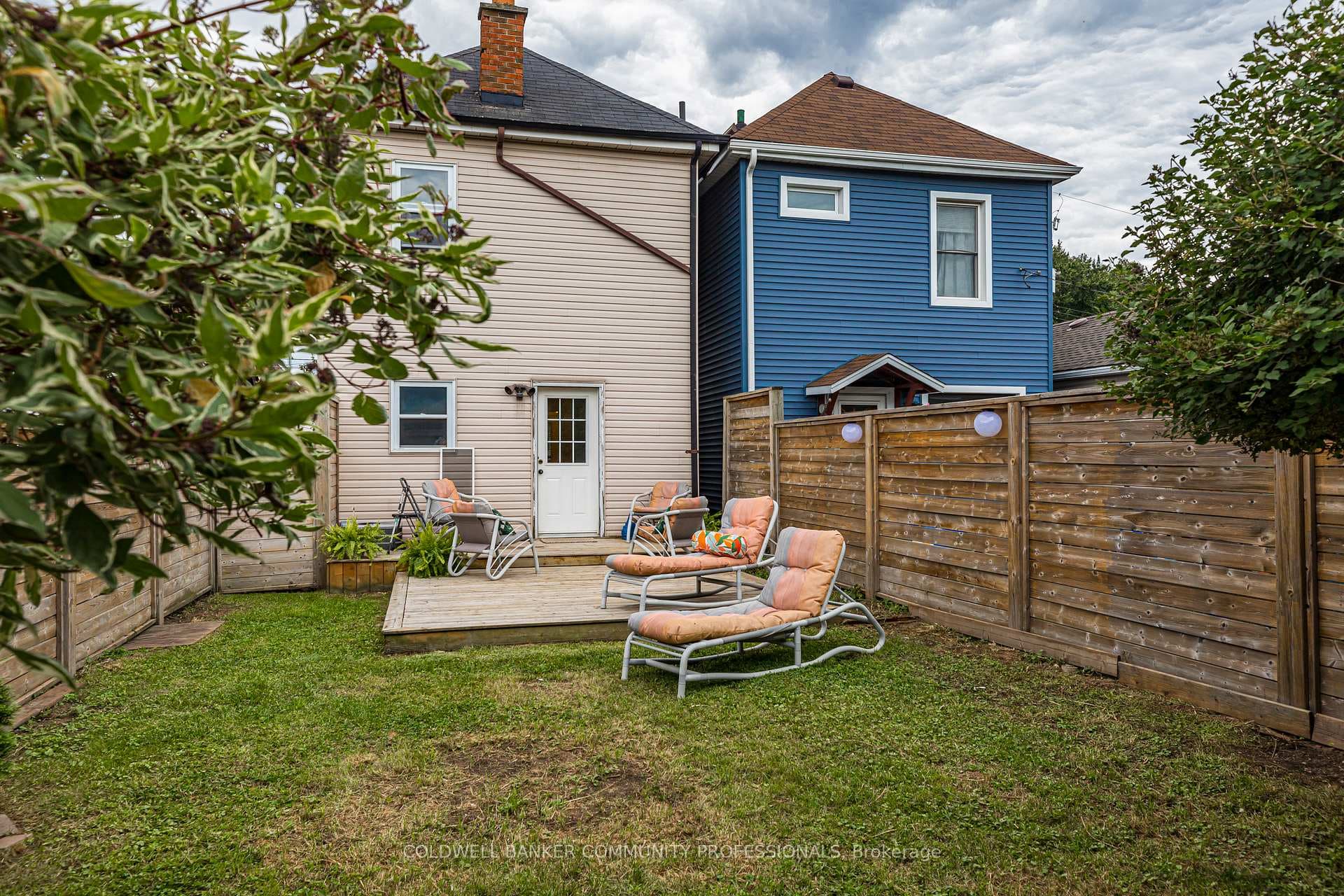 173 Simcoe Street photo 35