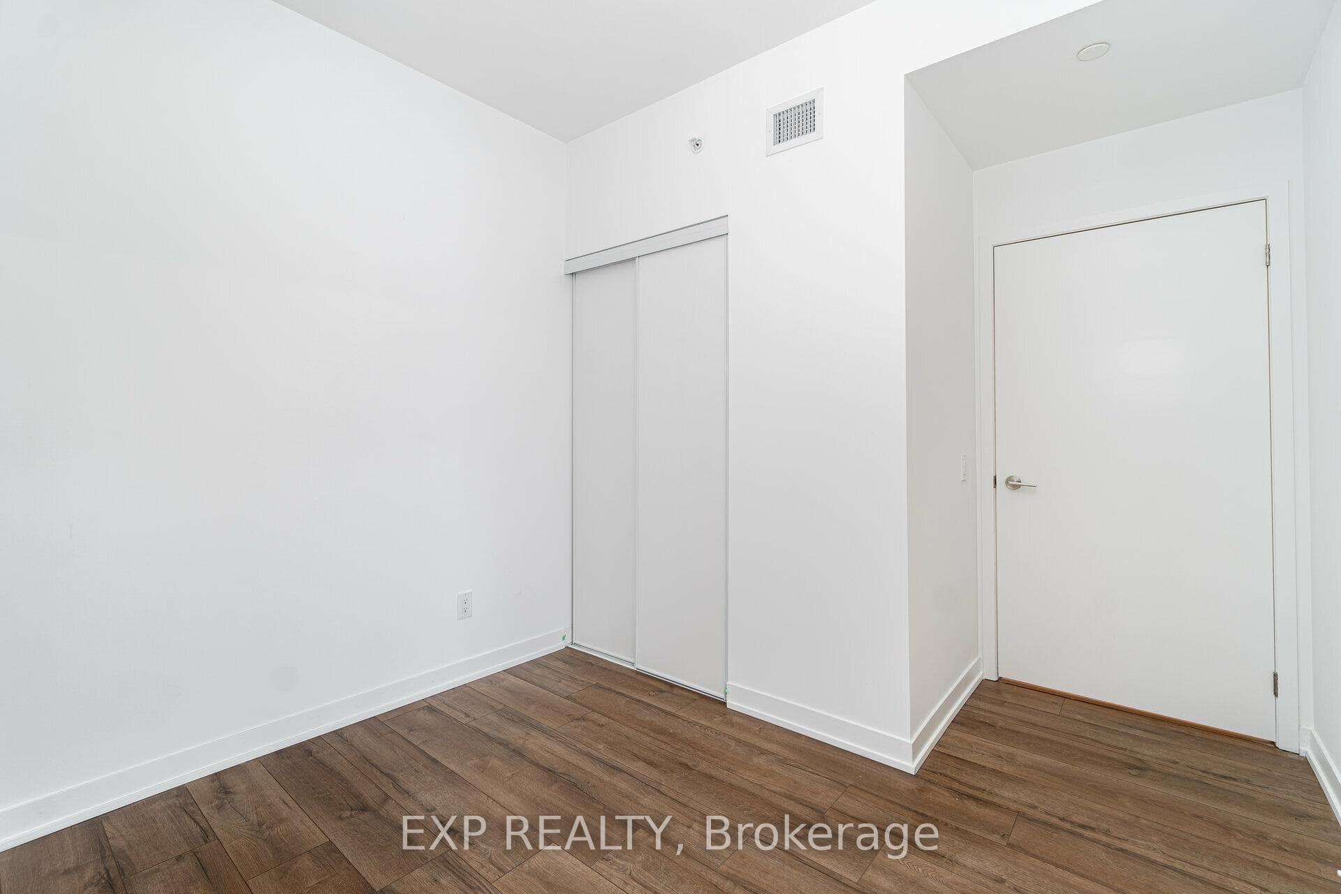 1787 St. Clair Avenue Unit 218 photo 17