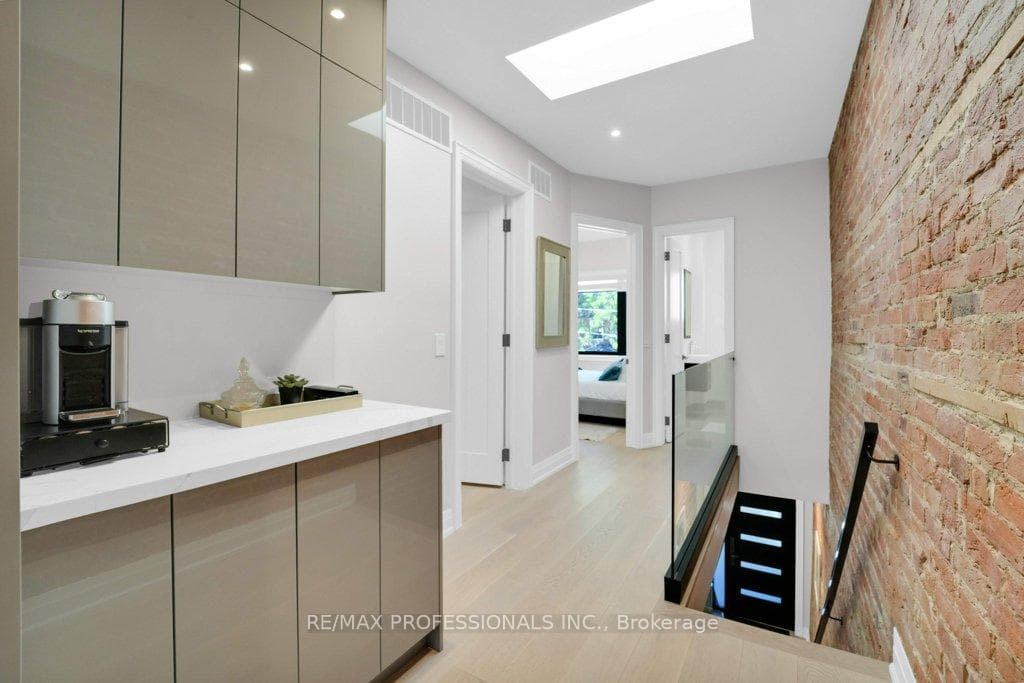 120 Lisgar Street photo 22