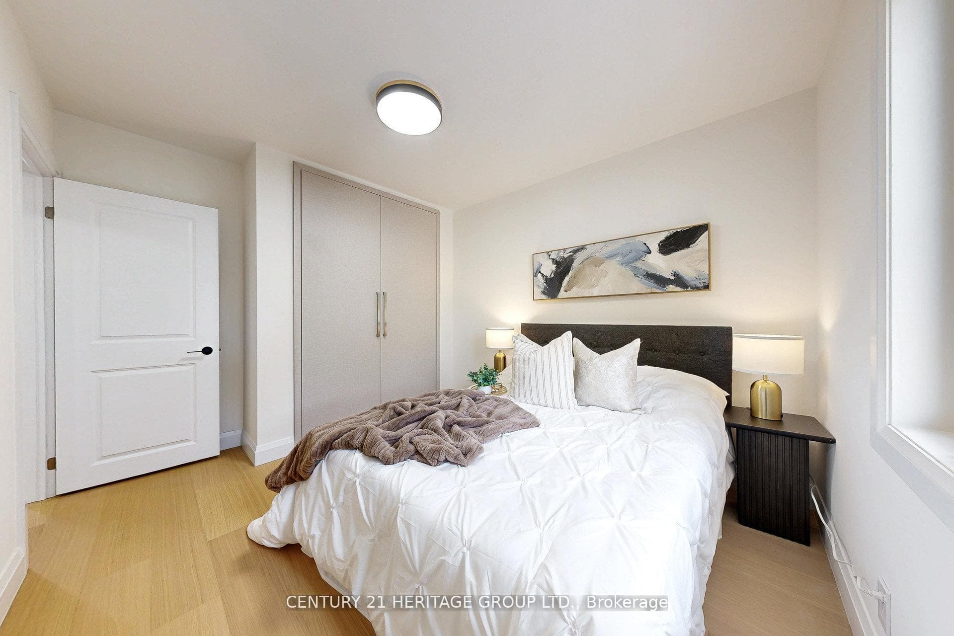 547 Melrose Avenue photo 18