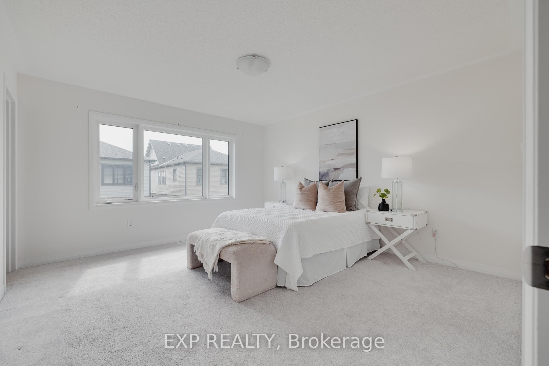 55 Freedom Crescent photo 14