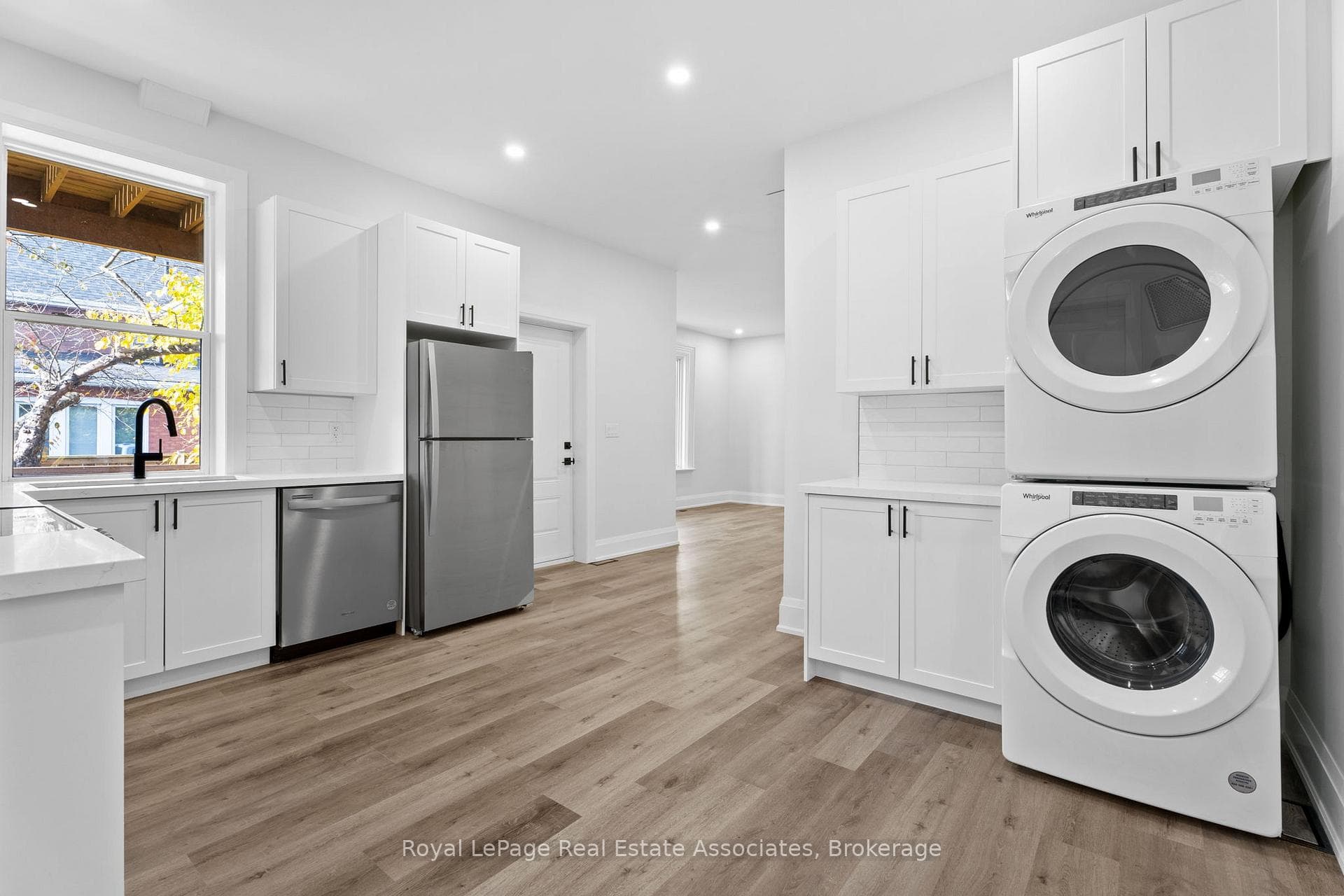 55 Cayuga Street Unit 1 photo 4