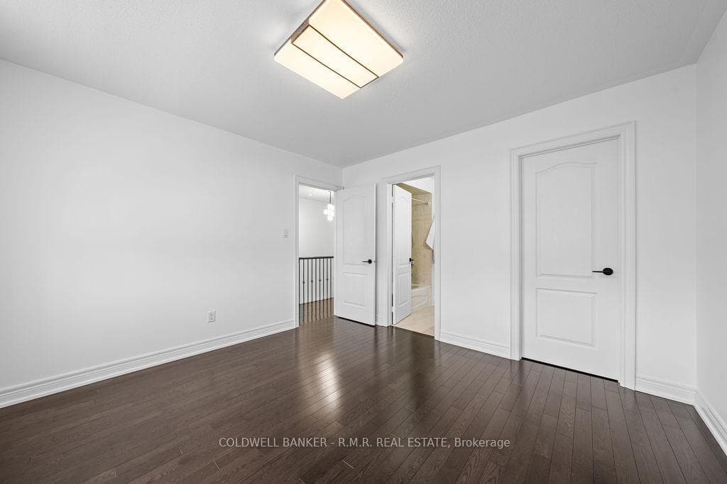 8 Valley Vista Drive photo 25