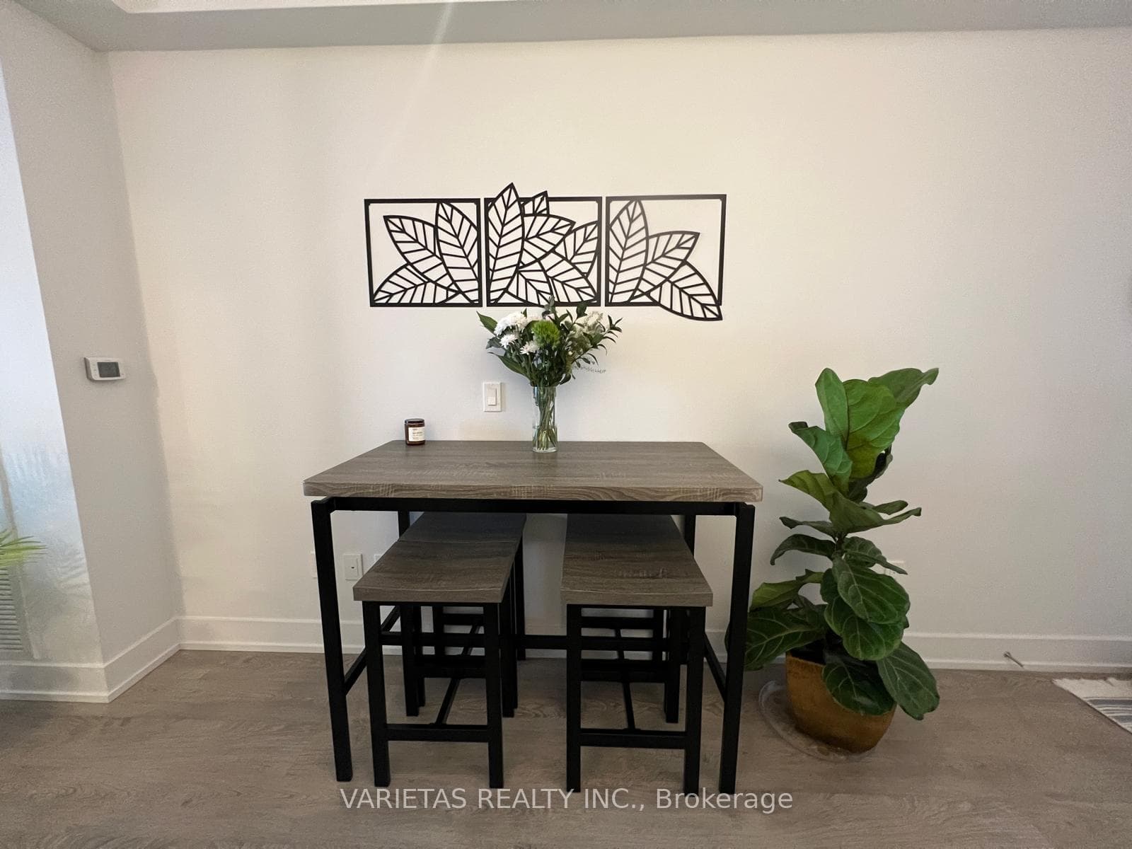 2550 Simcoe Street Unit 1606 photo 7
