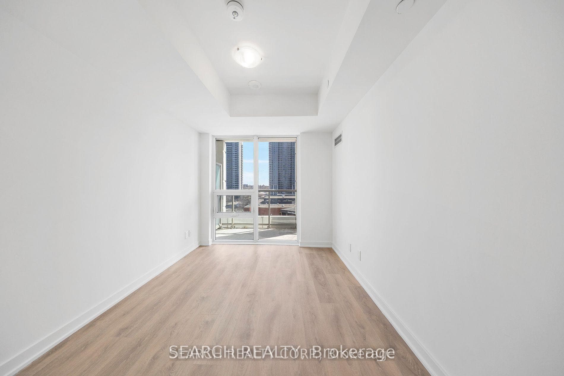 2033 Kennedy Road Unit 620 photo 23