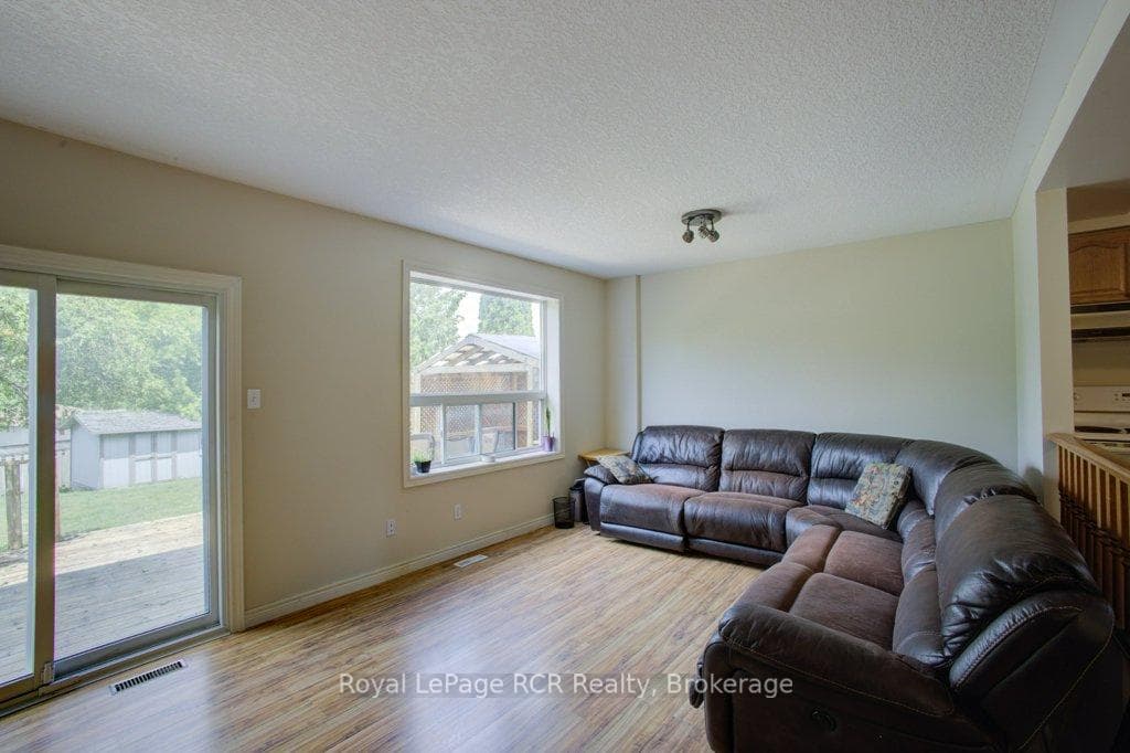 463 Nova Scotia Court photo 10
