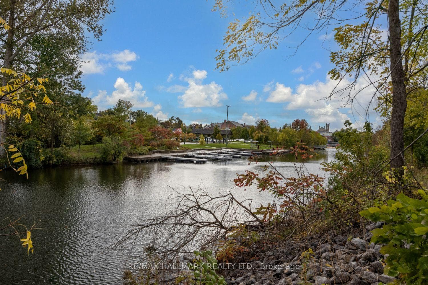 53 King Street photo 25