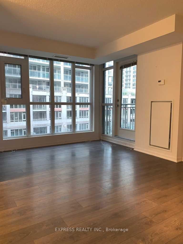 35 Bastion Street Unit 620 photo 5