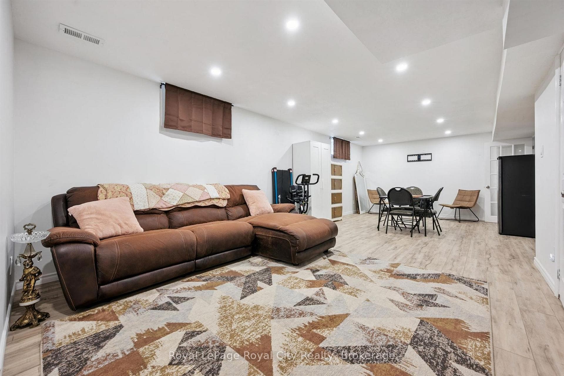 4 Popham Drive photo 21